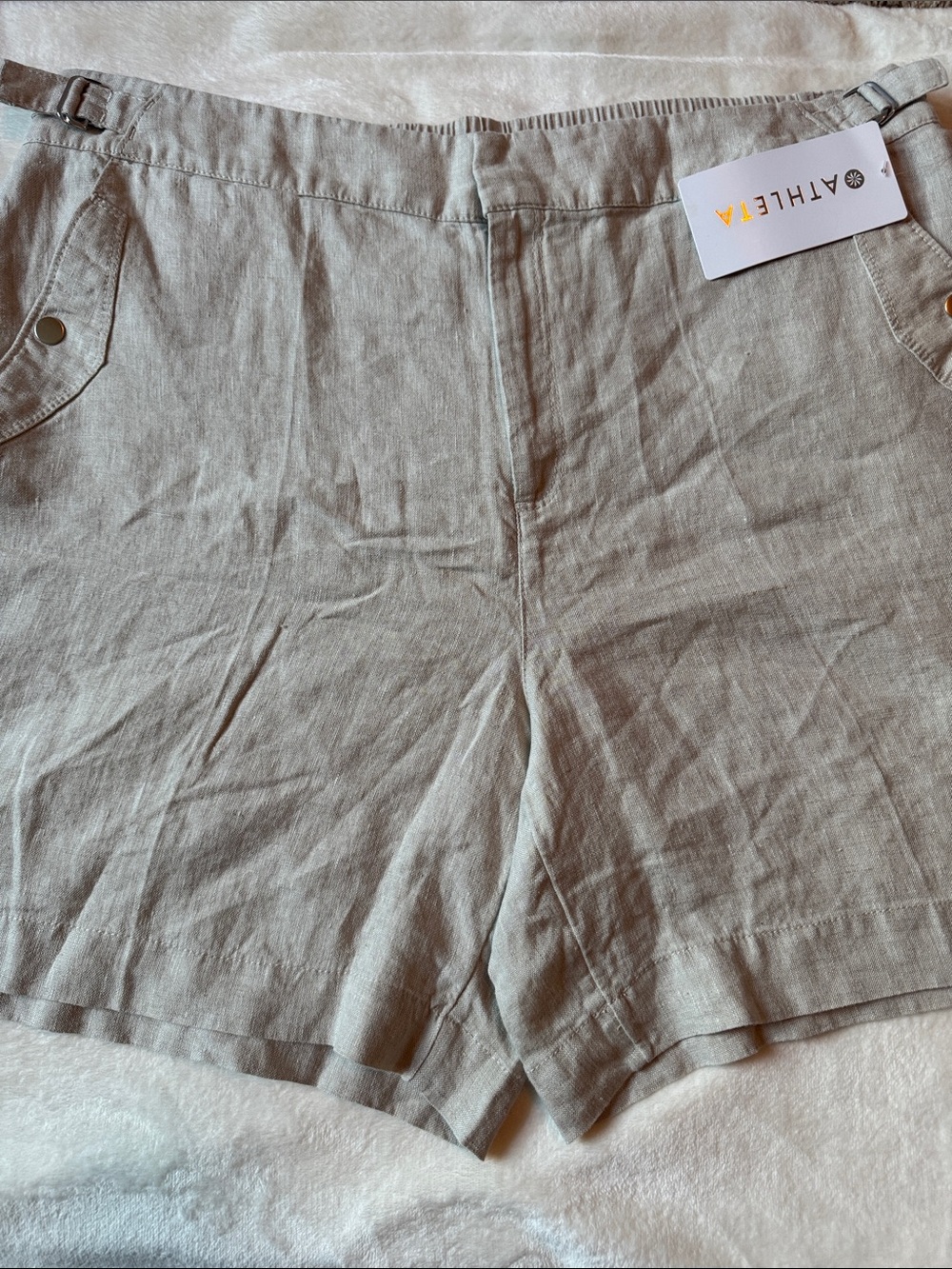 Athleta Voyager Linen-Blend Bermuda Shorts